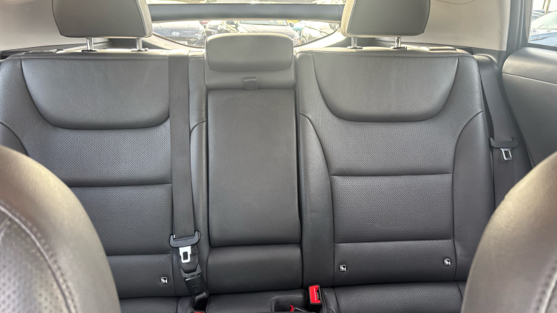 Hyundai IONIQ 1.6 GDi Hybrid Premium SE 5dr DCT Hybrid Hatchback